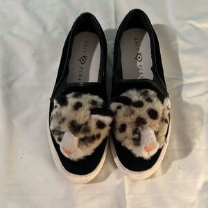 Sz 8.5 Katy Perry Leopard Head Shoes